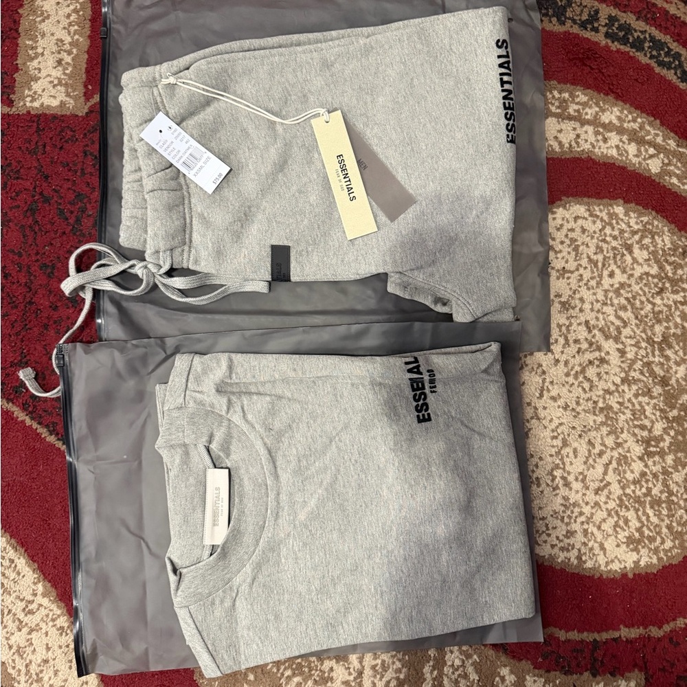 ESSENTIALS dark oatmeal  shirt & Sweatshorts Set